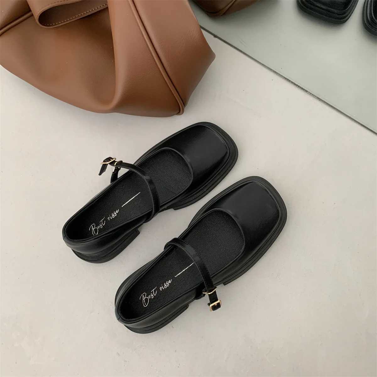 Women Thick Heels Elegant Shallow Footwear Fashion Lady Shoes Mary Jane Shoes Women Square Toe British Style Small Leather ShoesLX241014