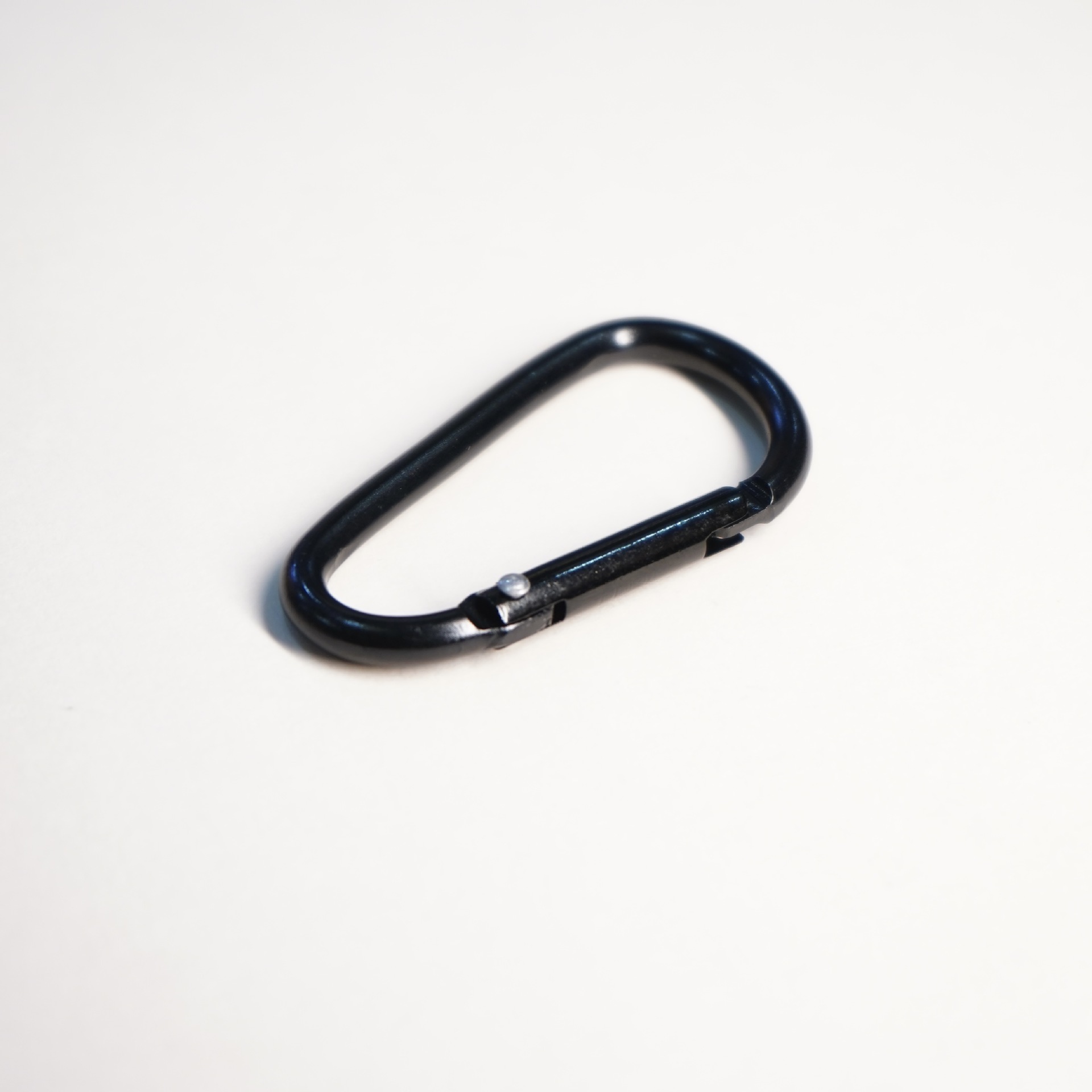 Large Black D-Type Carabiner for Outdoor Adventures - Bulk Available