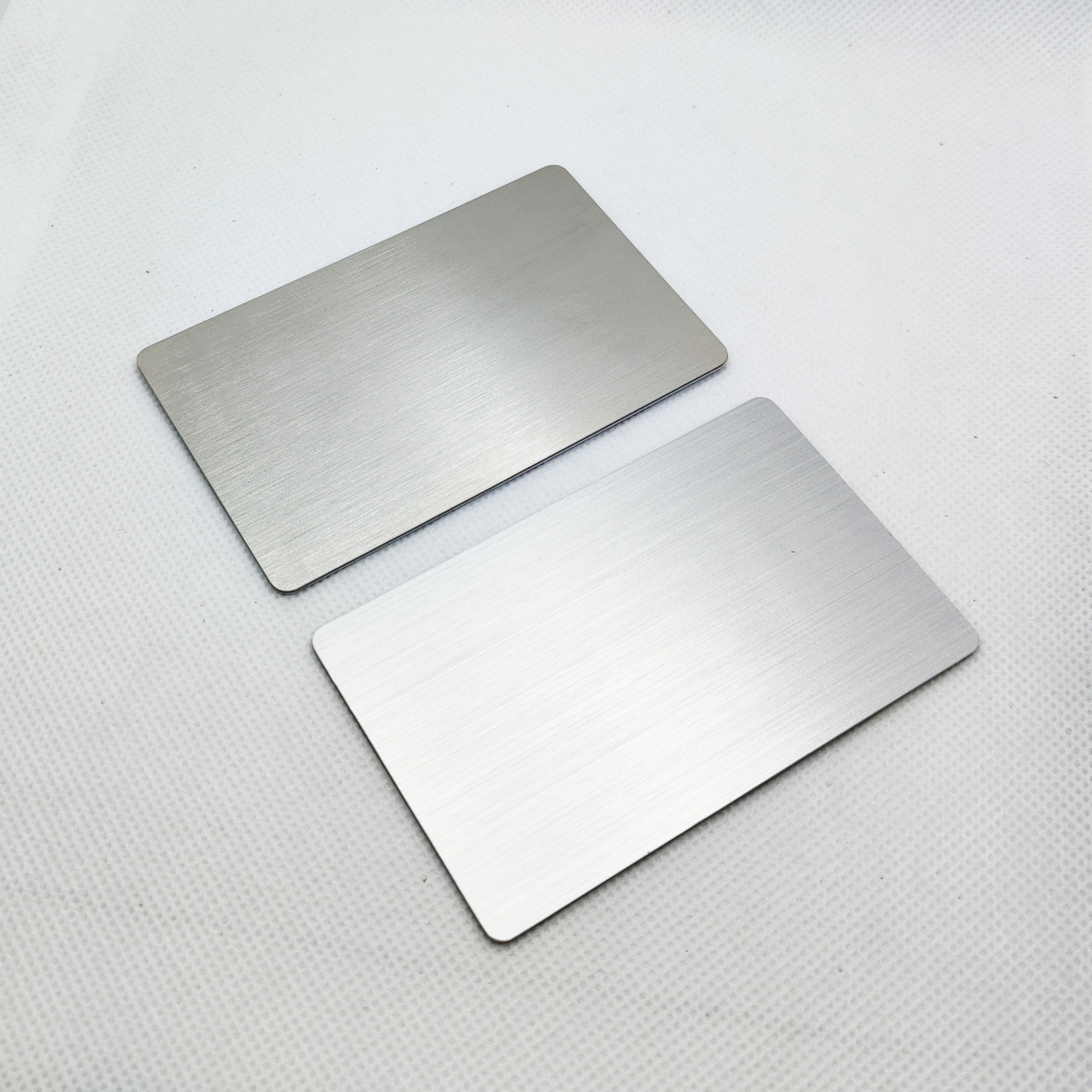 15 pieces of 13.56MHz 215 chip blank metal and PVC mixed NFC social recognition/access control/business card 240925