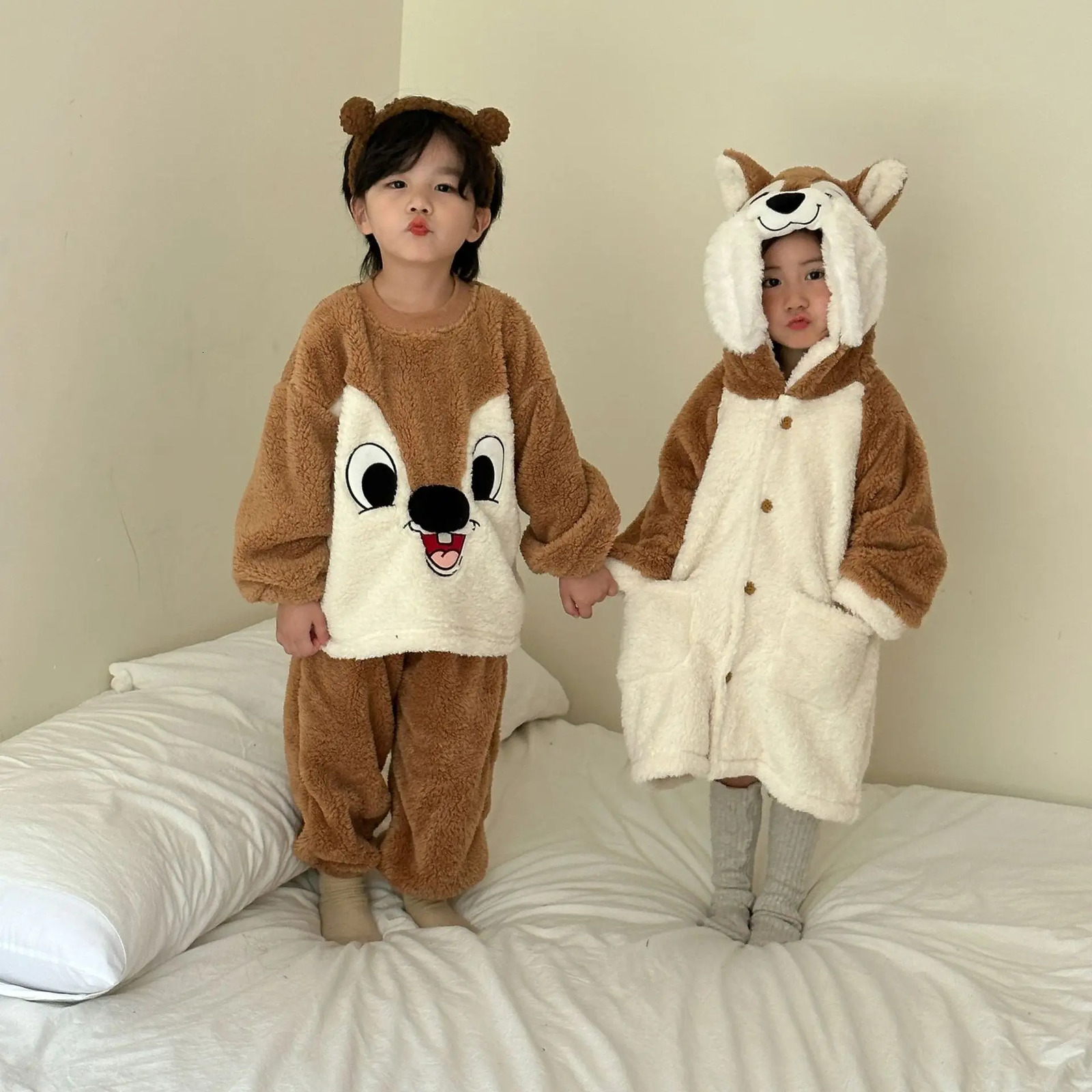 Autumn Winter Childrens Boys Pajamas Long Haired Flannel Coral Childrens Girls Nightgowns 1-10 Years Baby 2PCS Home Clothes Set 241014