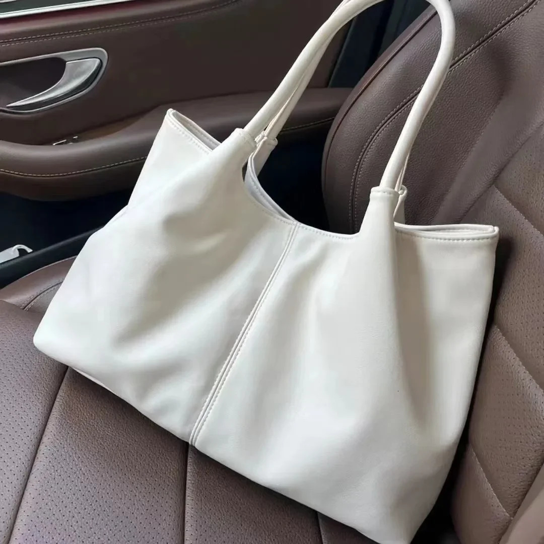 Simple White Shoulder Bag Womens PU Leather Soft Underarm Tote Bag School Large Capacity Bag Full Student Shopping Handbag 241008