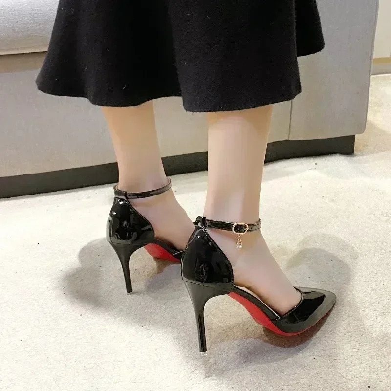 High Quality Nude Womens High Heels Style Classic Buckle Womens High Heels Fashion Pointed Toe Elegant Formal Shoes 241014