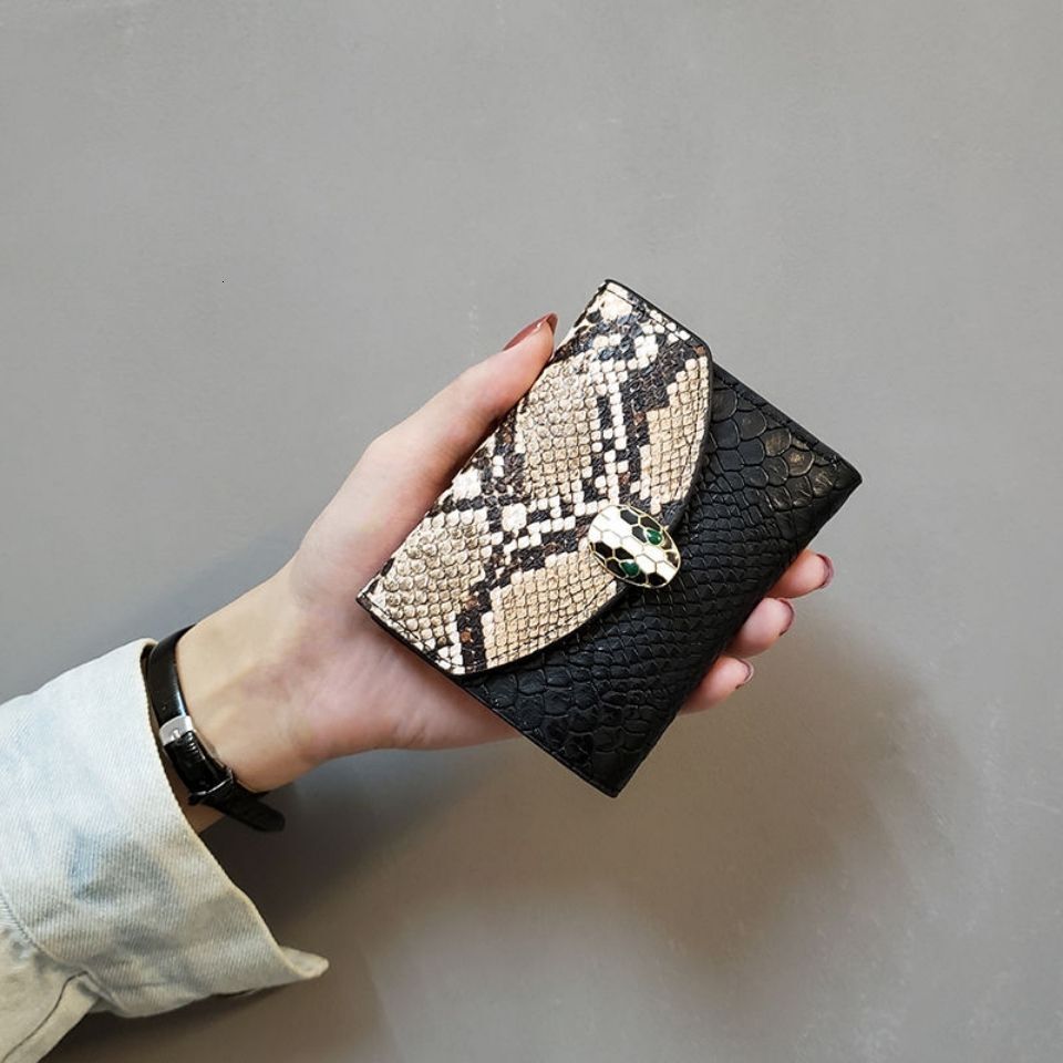 INS New Spliced Snake Pattern Leather Small Short Style Women's Wallet Fashion 30% Off Change Bag Tide New Free Delivery Designer Bag