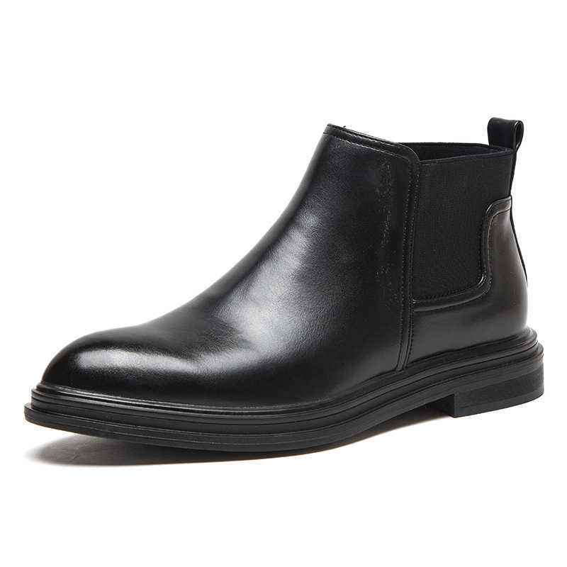 Martin Boot Oversized Pointed Chelsea Boots English Slip-on Leather Ankle Boots Business Mens Boots Model Fashion Boots 240927