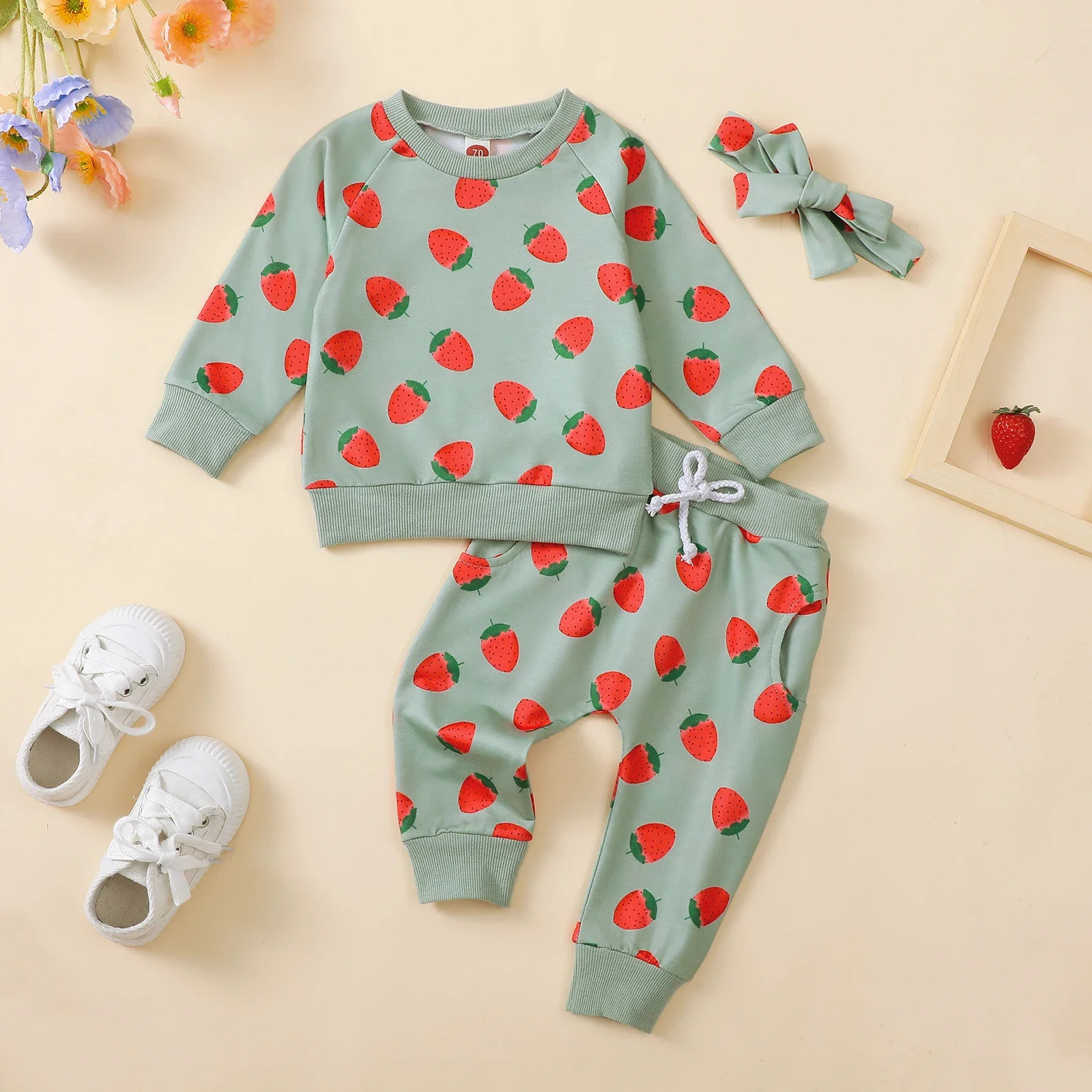 Fashion Infant Baby Girls Fall 2pcs Tracksuits Pants Clothing Sets Kids Long Sleeve Strawberry Print Sweatshirt Headband 241011z