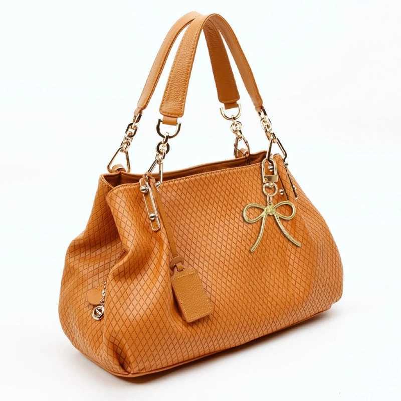 652F exquisite keychain with bead bow mobile phone charm unique keybag pendant used for car keys wallets backpacks wallets Y241014