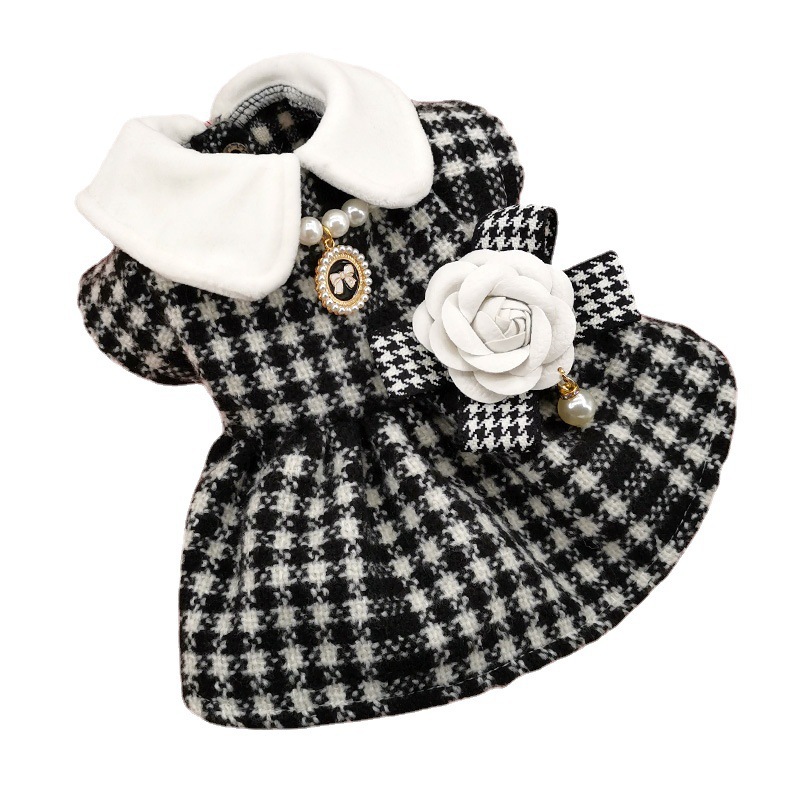Luxury designer pet dog dress stocked wholesale pet clothes hot selling winter dog clothes