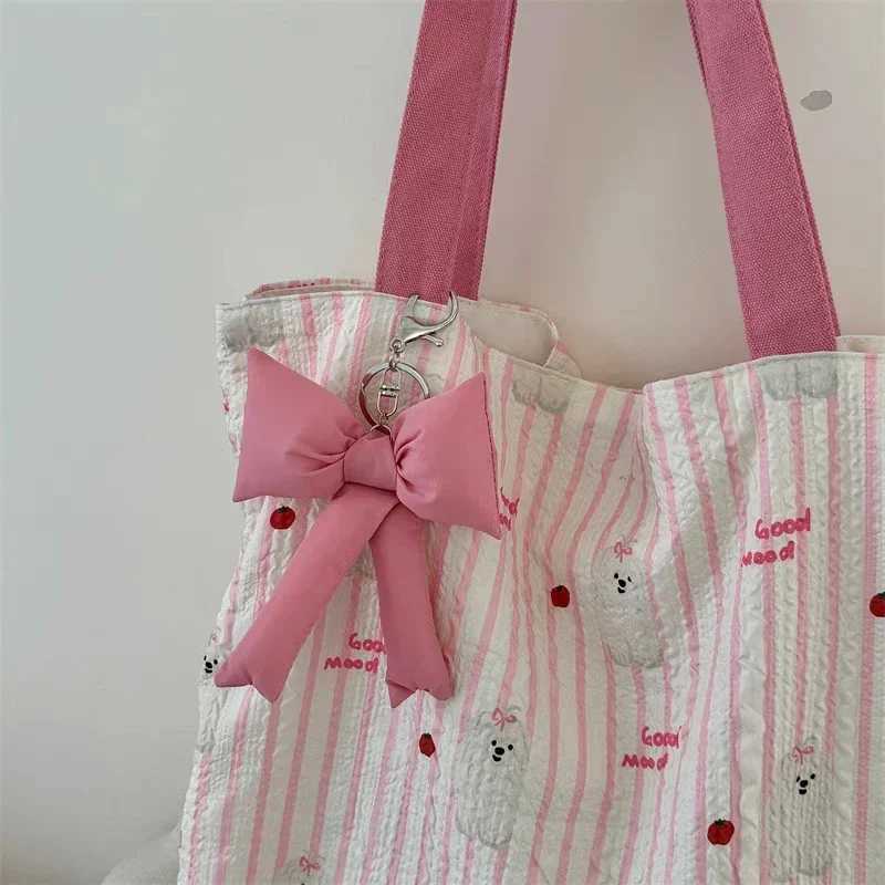 Cute 3D filled bow keychain Y2K sponge bow keychain charm fashionable pink pocket pendant backpack hanging jewelry decoration Y241014
