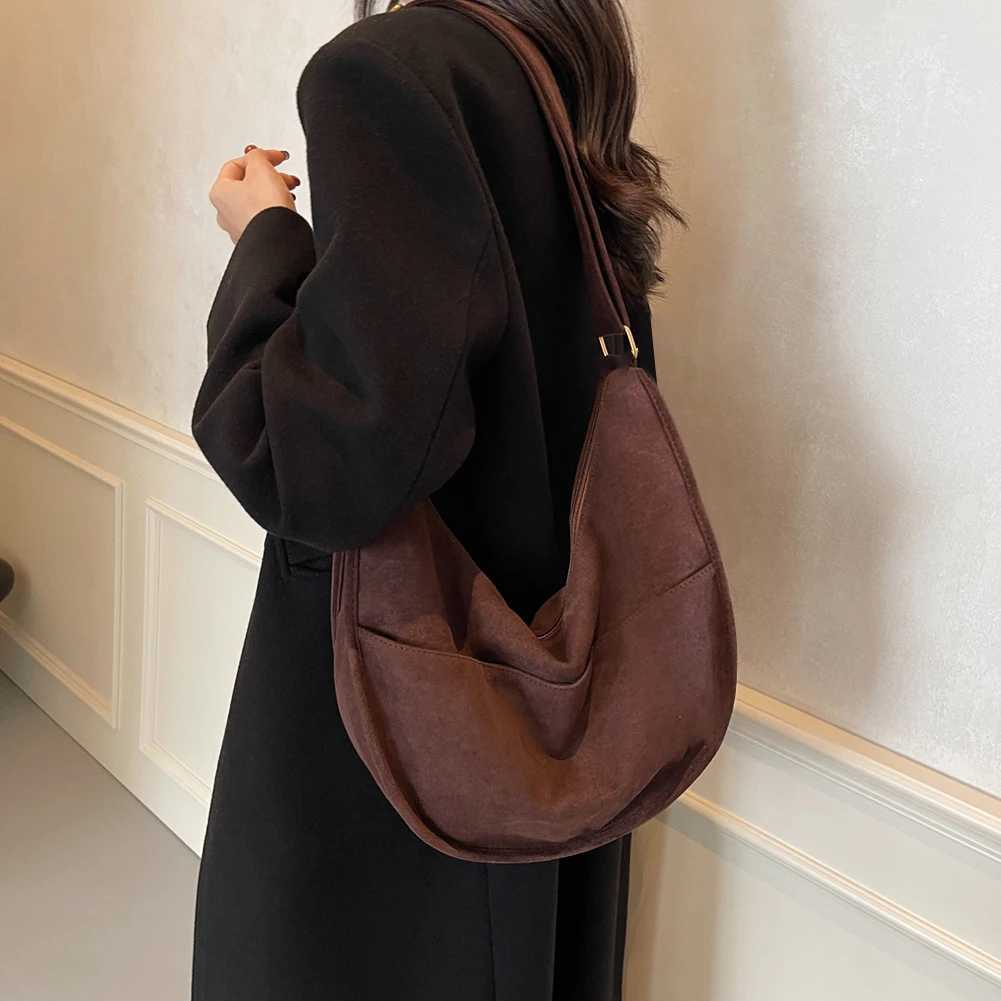 Vintage Suede Tote Bag for Ladies Crossbody Purse Large Capacity Hobo Handbag Zipper Adjustable Shoulder Strap Daily Use 241014