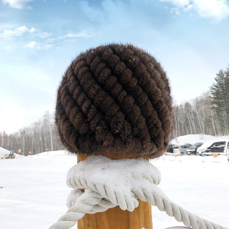 Winter Womens Mink Fur Hats Natural Real Fur Knitted Cap Fashionable Fluffy Ladies Genuine Fur Beanie Female Black Fur Caps 241014