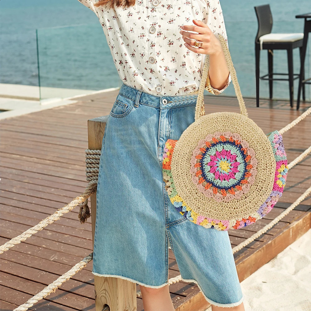 Womens Summer Beach Bag Round Straw Handbag Woven Shoulder Large Capacity Ethnic Style Travel Vacation 241014