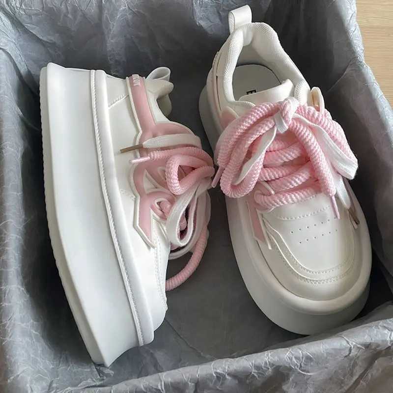 White Sneakers Women Platform Shoes Sports Kawaii Spring Summer 2024 Casual Tennis Female Skateboard Flats Korean VulcanizeLX241015