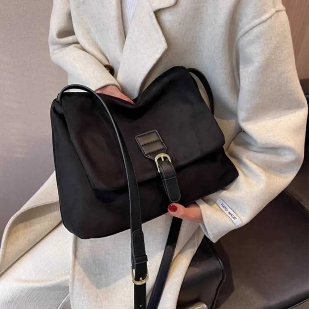 Ladies Faux Suede Shoulder Bag Large Capacity Chic Hobo Solid Color Stylish Crossbody Adjustable Strap Outdoor Travel 241015