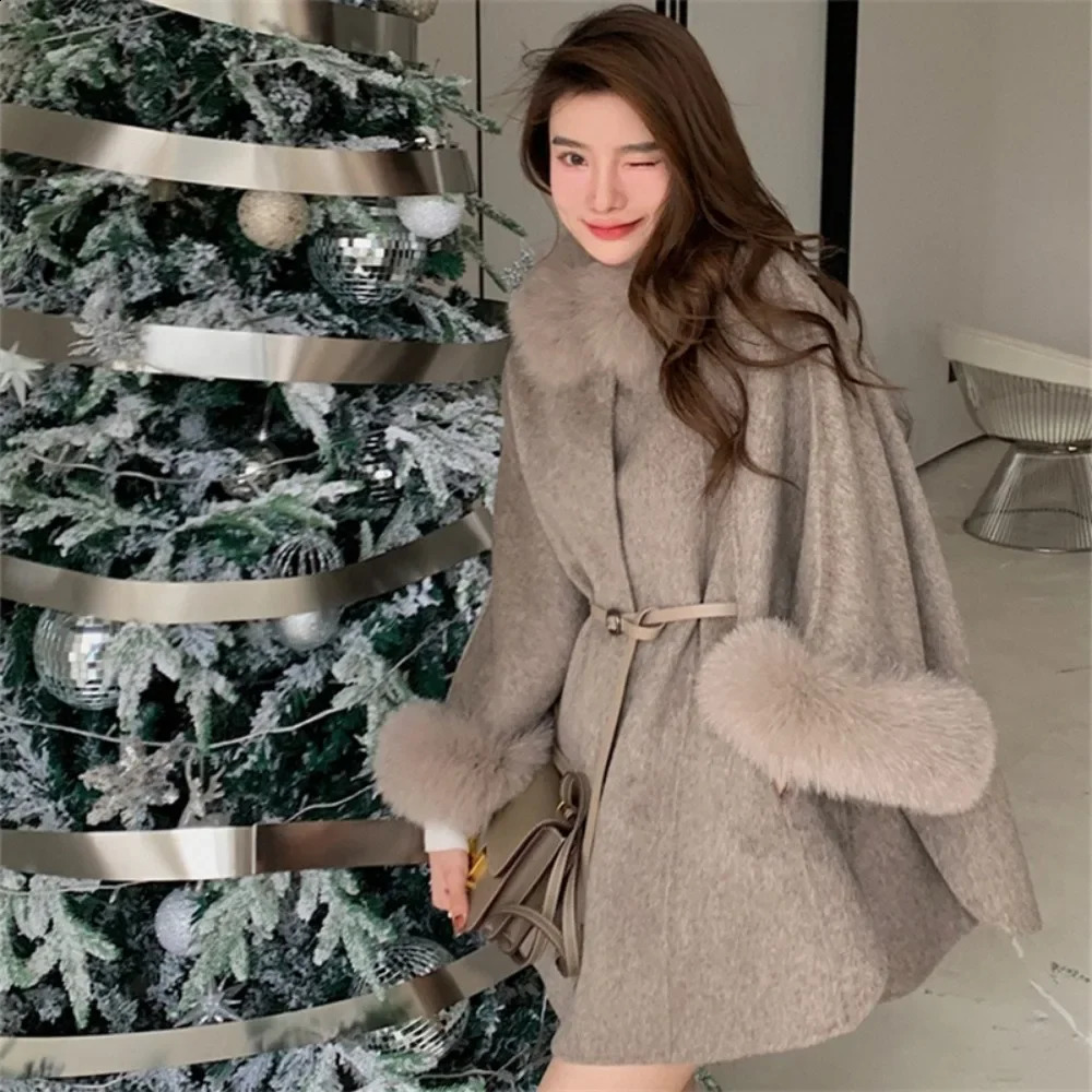 Detachable fur sleeves real fox fur collar coat wool 2024 autumn and winter womens warm A-line jacket thick womens coat 241015