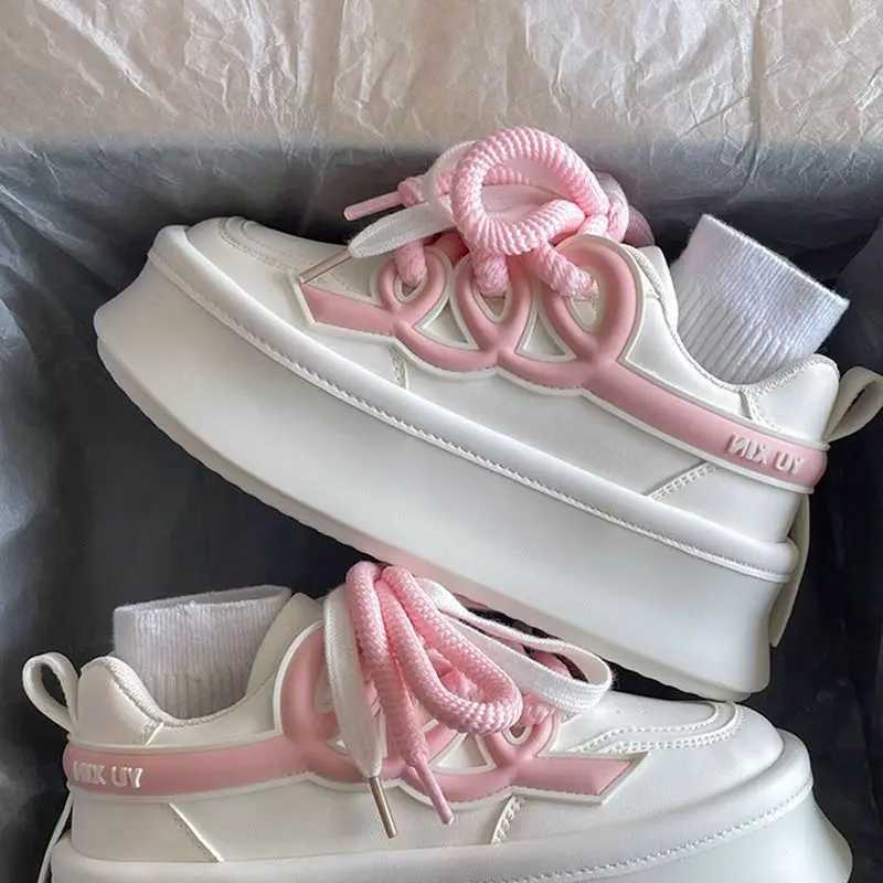 White Sneakers Women Platform Shoes Sports Kawaii Spring Summer 2024 Casual Tennis Female Skateboard Flats Korean VulcanizeLX241015