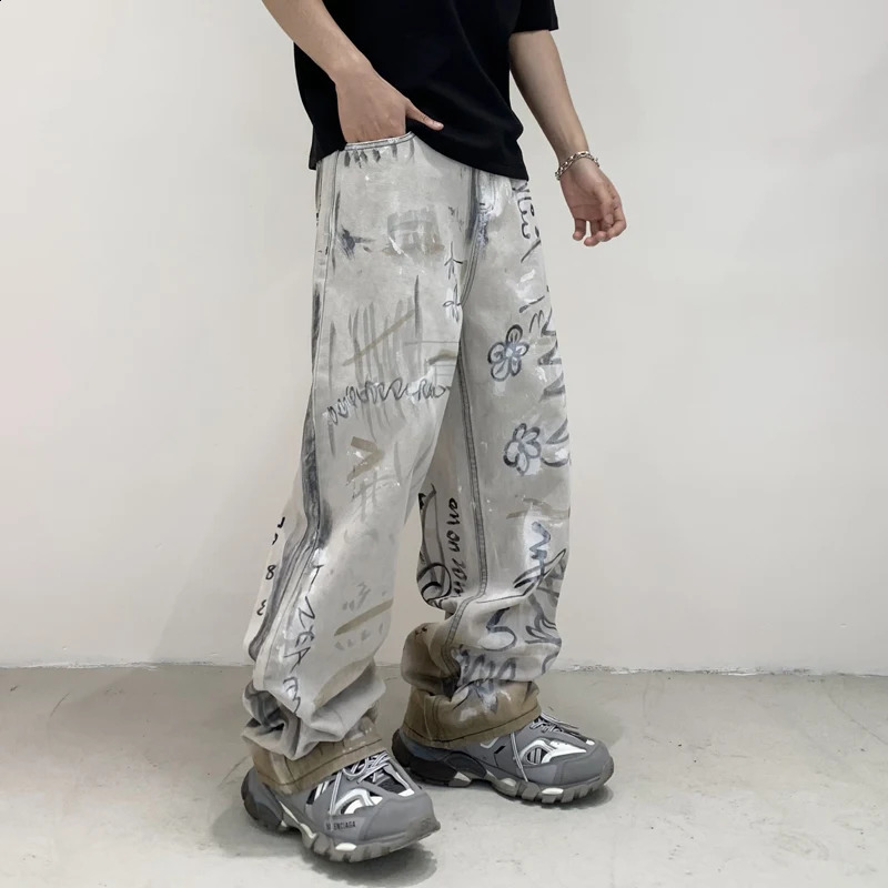 mens graffiti printed streetwear fashion hip-hop loose casual wide leg denim pocket jeans mens straight jeans Trousers XXL 241007