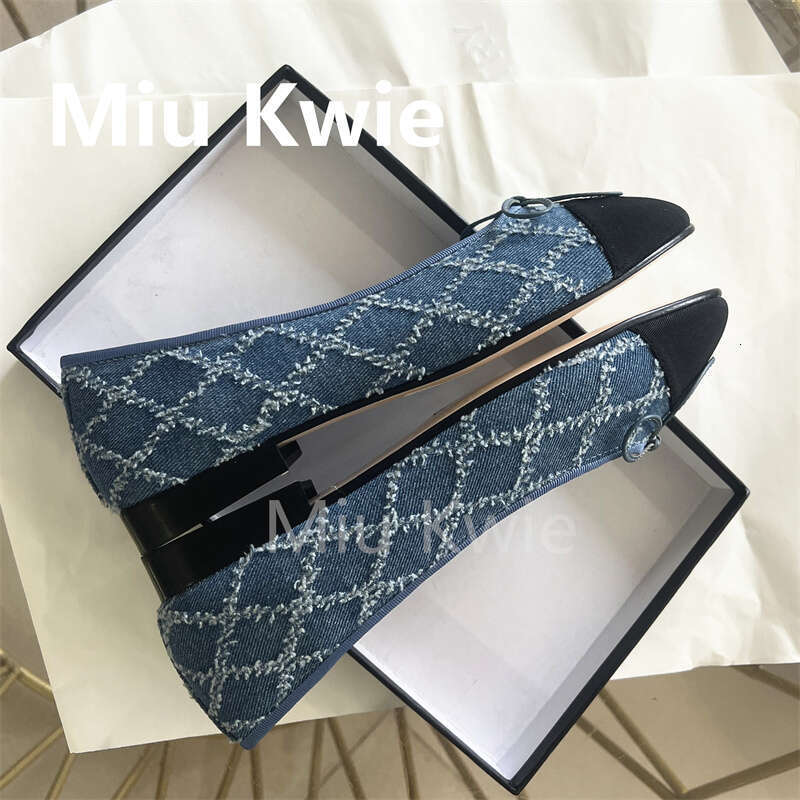 High quality Women's Ballerina With Round Head And Flat Bottom Classic French Leather Shoes in Autumn 35-43