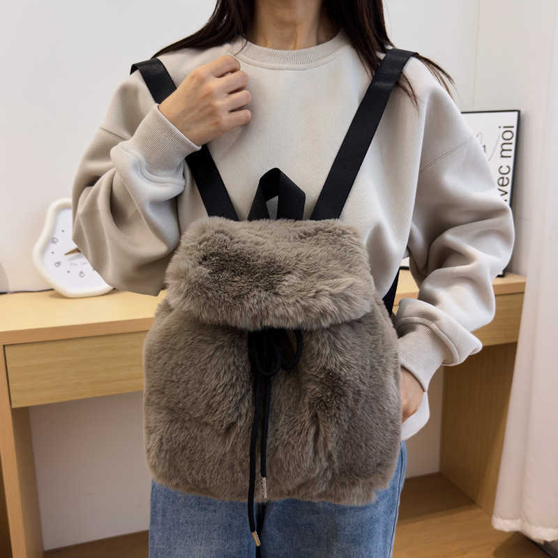 CMM plush backpack imitating rabbit fur backpack student commuting fashion, large capacity drawstring leopard print plush bag 241015