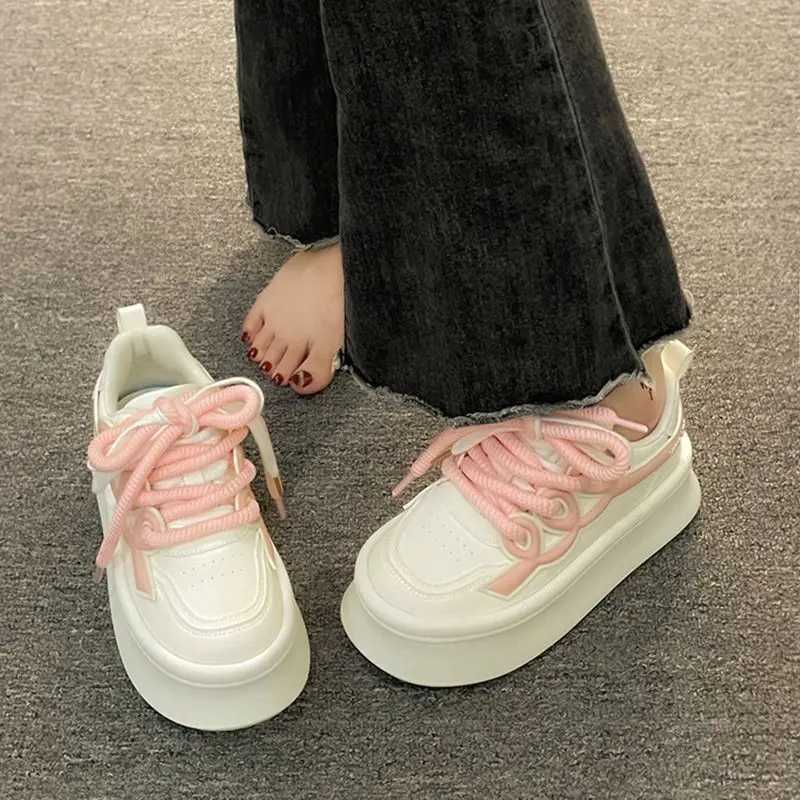 White Sneakers Women Platform Shoes Sports Kawaii Spring Summer 2024 Casual Tennis Female Skateboard Flats Korean VulcanizeLX241015