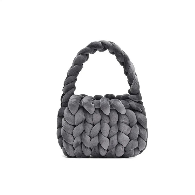 Xiaohongshus Velvet Bag DIY Handmade Woven Crystal Core Spinning Handheld Mail 241014