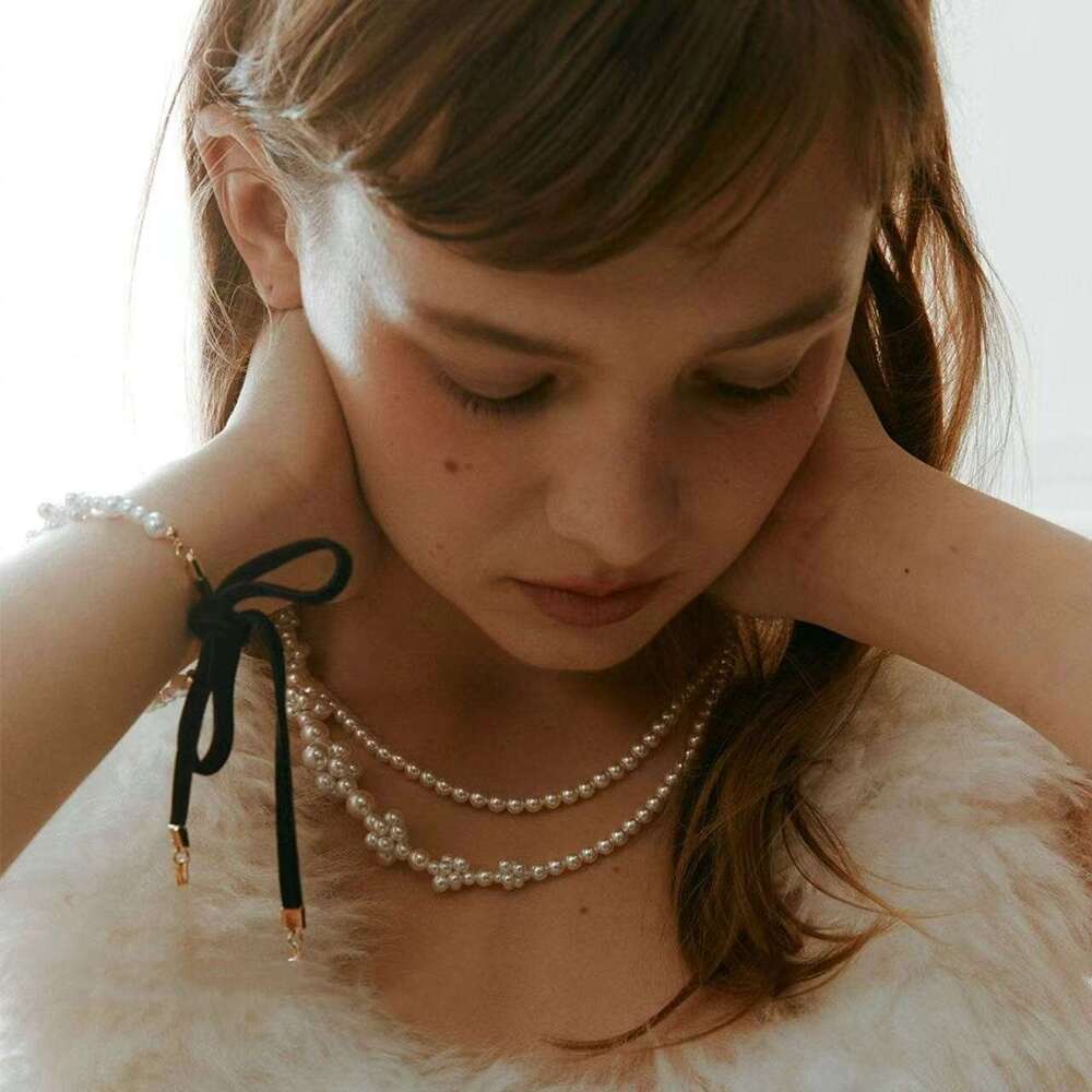 Niche Design 2ways Berry Necklace Extra Long and Elegant Glass Pearl Handmade OT Buckle Sweater Chain