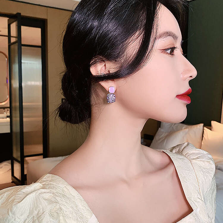 Retro purple square full diamond dripping oil earrings 2024 new trendy temperament internet famous earrings for women high-end designer gift party fre