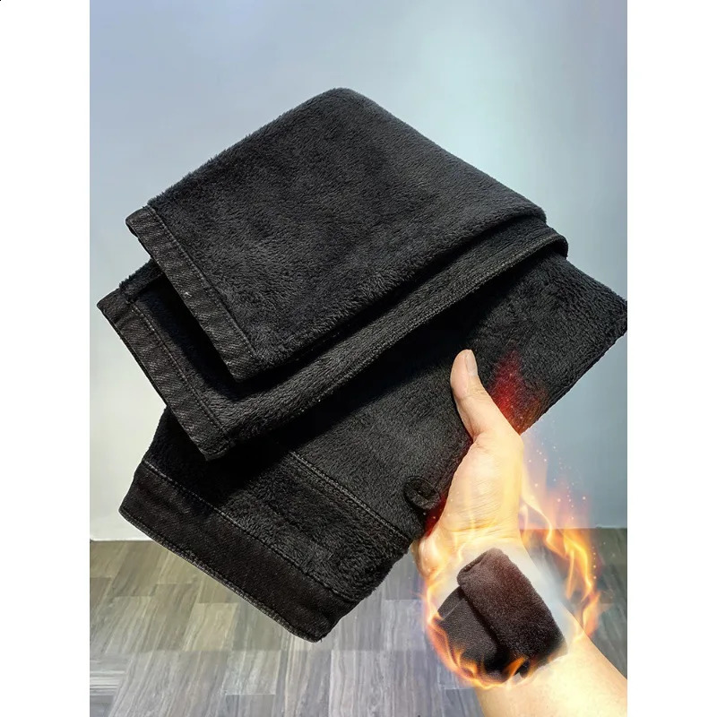black and velvet thick jeans for men fashionable highend fully matched tight fitting warm boys in winter 241008