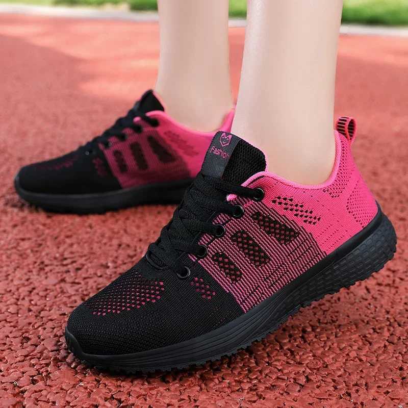 Women Casual Shoes Fashion Breathable Walking Mesh Flat Shoes Sneakers Women 2024 Gym Vulcanized Shoes White Female FootwearLX241015