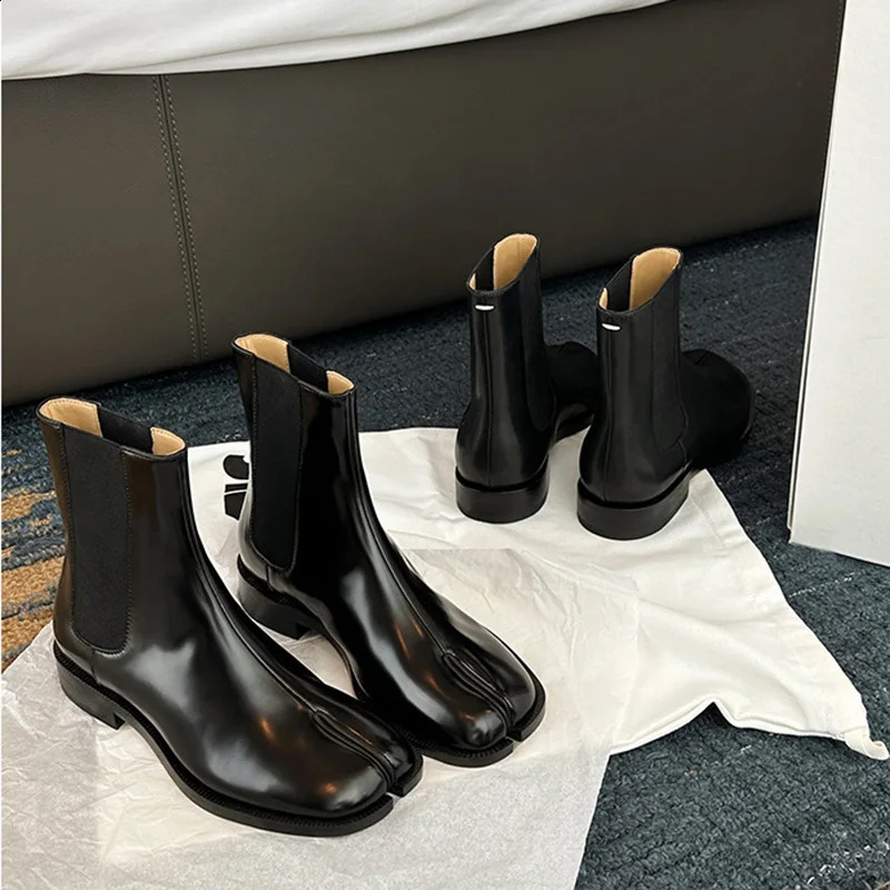 Split Toe Women ankle boots high quality leather trotters botas mujer elastic tube winter booties female tabi ninja botines 240927