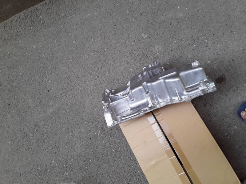 engine oil under pan for mazda 3 04-07 M3 09-11 2.0 LFE5-10-400F