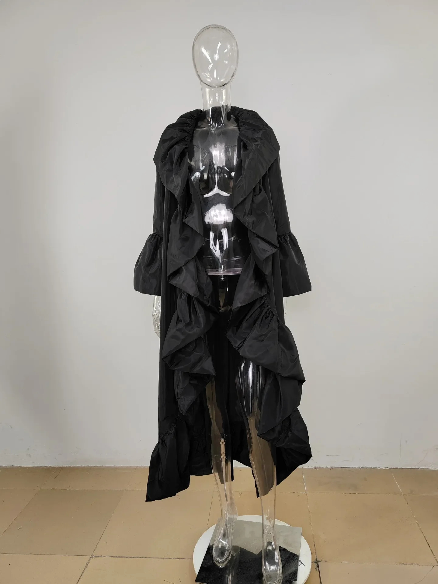 CM.YAYA Womens Retro Ruffle Shoulder Flame Bat Wing Long Sleeve Open Sewing Street Clothing Black Maxi Trench Jacket 241015