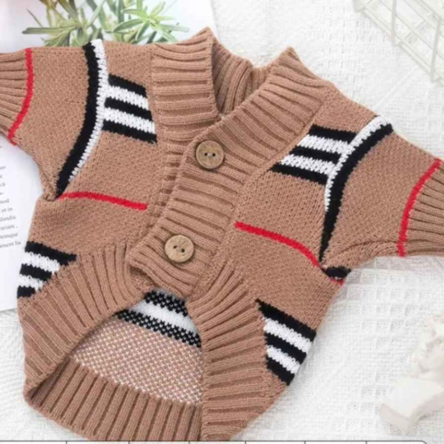 Classic Winter Dog Clothes Cat Vest Small Sweater Designer Pet Supply Clothing For Puppy Knitting Sweatshirts Csd c e9e