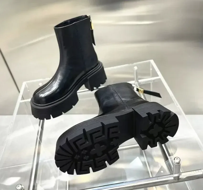 Women's Designer Ankle High Round Head Thick Heel Back Zipper Fashion Platform Shoes Boots Women 2024