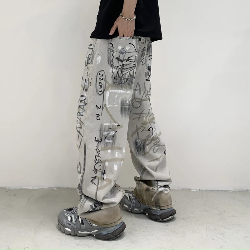 mens graffiti printed streetwear fashion hip-hop loose casual wide leg denim pocket jeans mens straight jeans Trousers XXL 241007
