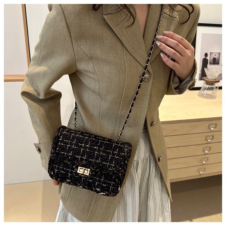 Free Shipping Totes Bb Shoulder Designer Handbag Fashion Tote Colorful Leather Strap Crossbody Bag Womens Pursecatfish Bun Designer Bag Luxury Bag Tot
