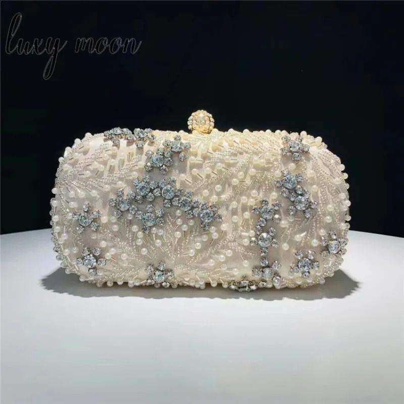 Womens clutch bag crystal pearl clutch wallet handbag embroidery evening bag bride shoulder bag wedding bag ZD1529 241015