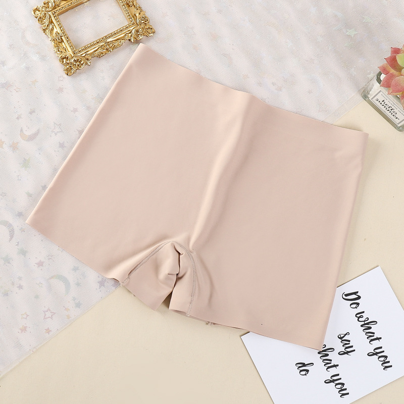 2025 new designer integrated ice silk seamless mid waist solid color cotton crotch breathable large trend size flat angle underwear women s anti glare