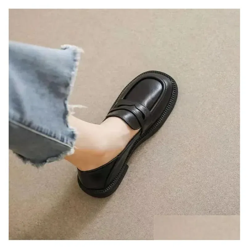 Dress Black Leather Womens Loafers Platform Slip On For Women Spring British Casual shoes Flats Shoe Woman Low Heels 43 240713 Drop Deliver Dhzvo 2411