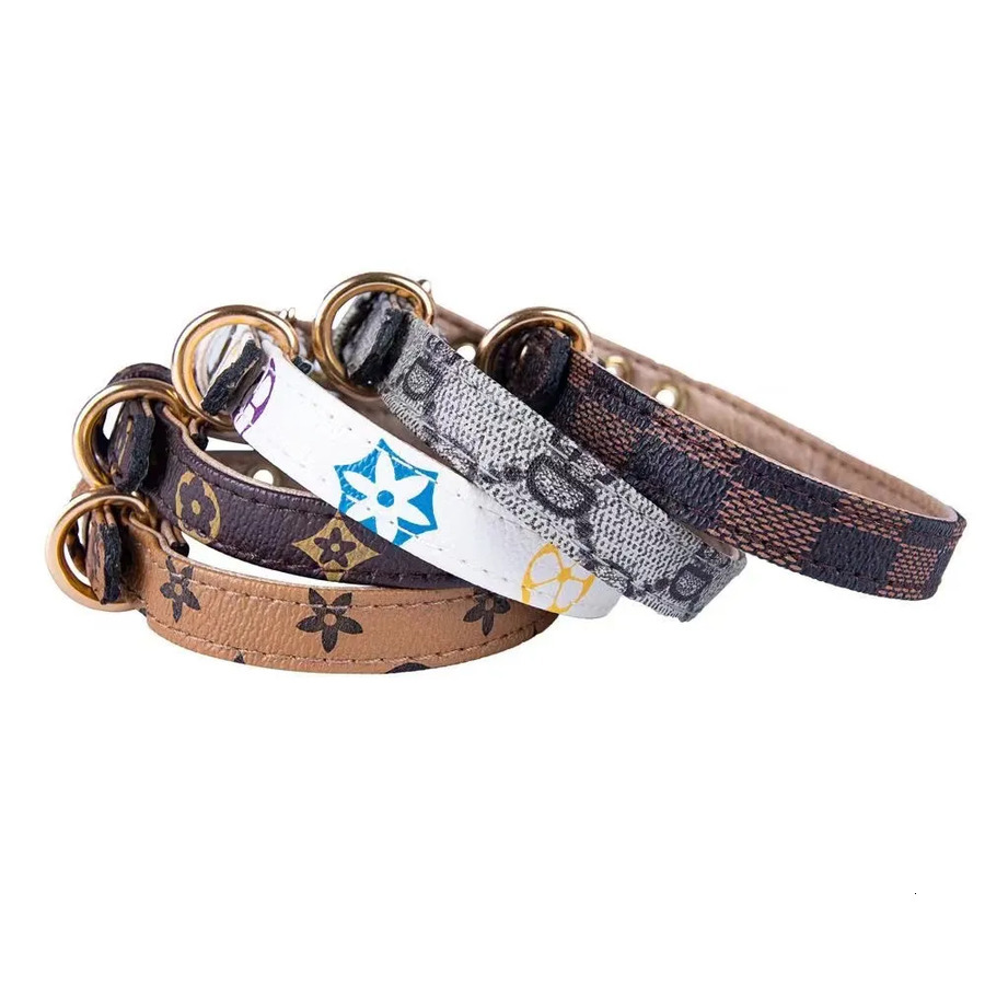 Designe dog colla Luxuy Wod bitch High quality leathe Soft and adjustable classic pint plaid pet with metal buckle Pet f 5d6