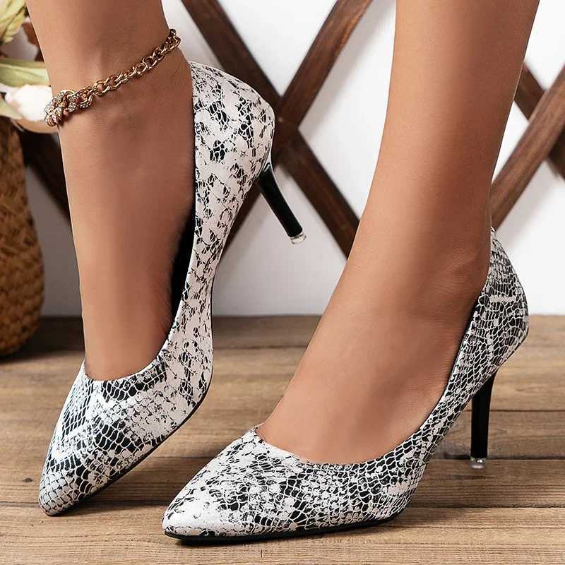 Leopard Print High Heels Pumps Womens 2023 Autumn Pointed Toe Thin High Heels Party Shoes Womens Designer Slippers on Dresses Y241023