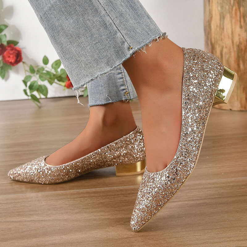Gold Low Heels Pumps Women 2023 Spring Shiny Sequins Pointed Toe Party Woman Plus Size Simple Thick Heeled Bride Shoes 241107