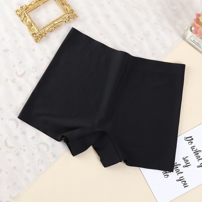 2025 new designer integrated ice silk seamless mid waist solid color cotton crotch breathable large trend size flat angle underwear women s anti glare