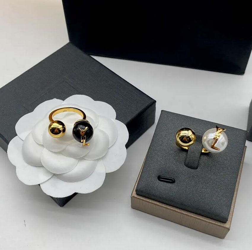 Elegant Designer Pearl Band Ring 18K Gold Plated Letters Rings bague couple anello for Women High Quality Jewelry Accessories Gift