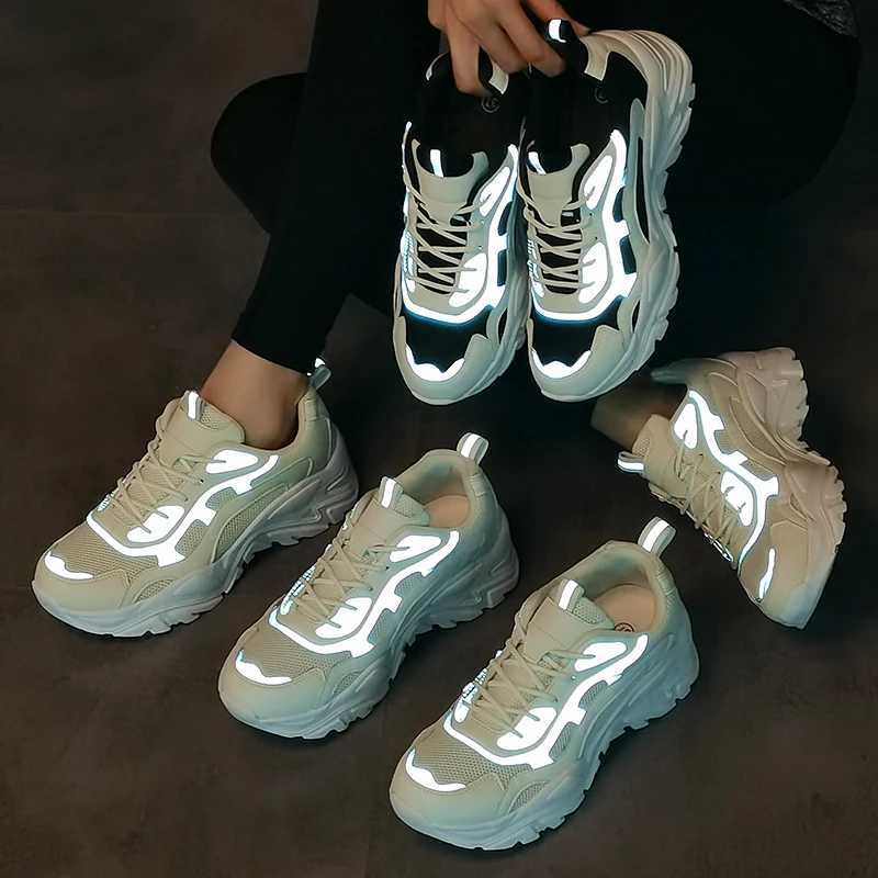 20219 Large Cross Border Reflective Belt Fashion Lightweight Thick Sole Heightened Dad Shoes Womens SneakersLX241015