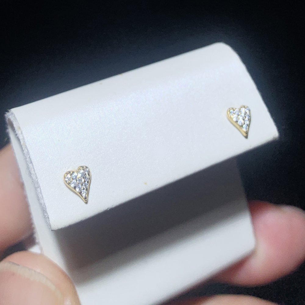 Sterg Sier Mini Love Heart Stud Earrings for Women with Cubic Zirconia