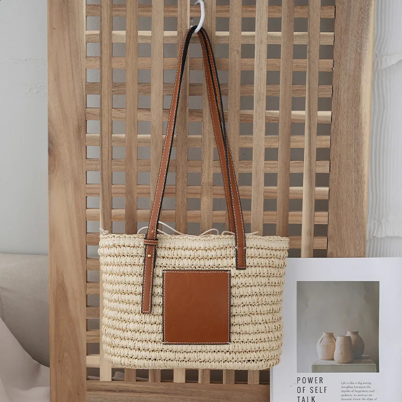 3 Holiday handbag womens beach bag trend large capacity shoulder y ner summer 241014 4