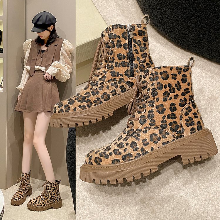 2024 new free shipping boots designer womens mens shoes brown winter snow boots women thick suede boots