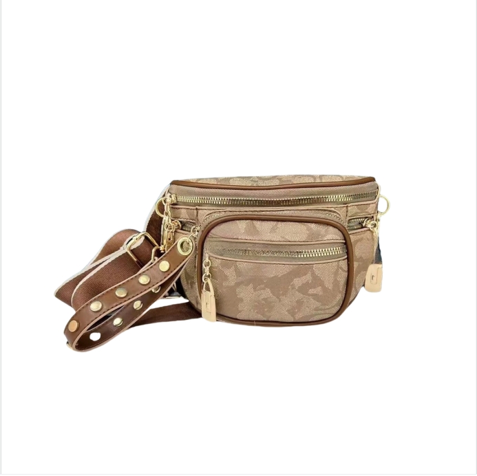 2024 new designer women Europe and the United States vintage print fashion trend women's Fanny pack out portable shoulder crossbody bag