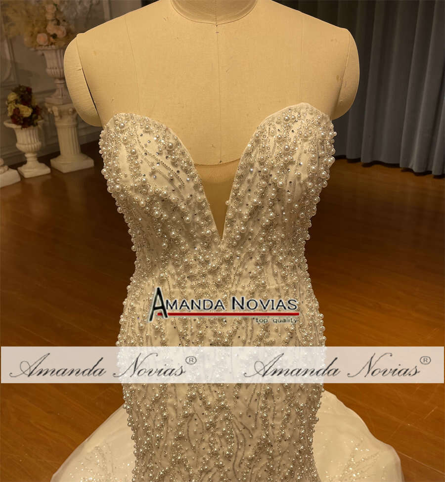 Straplss Slim Mermaid Wedding Dress