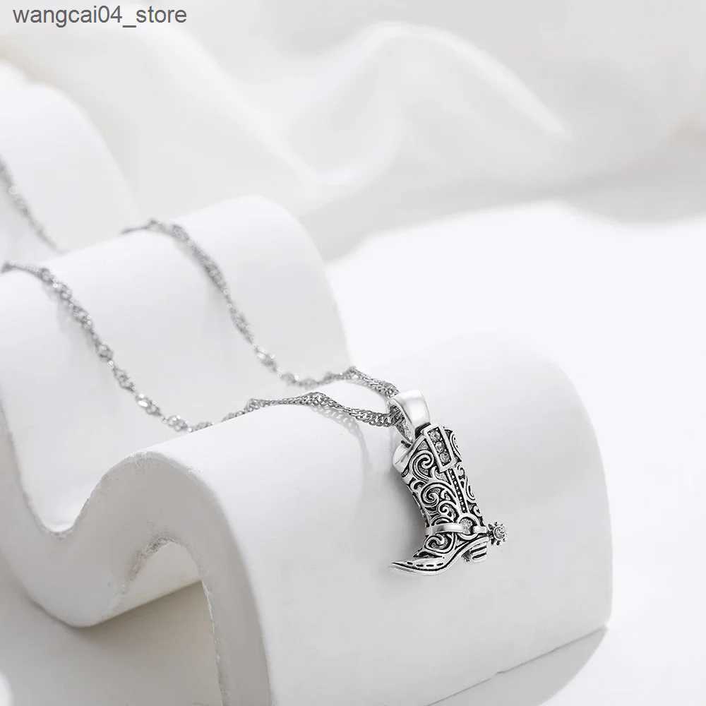 Pendant Necklaces Punk Rock Western Cow Boots Necklace for Women Cow Golden Color Clavicle Chain Collar Necklaces Retro Jewelry s Gift L240910